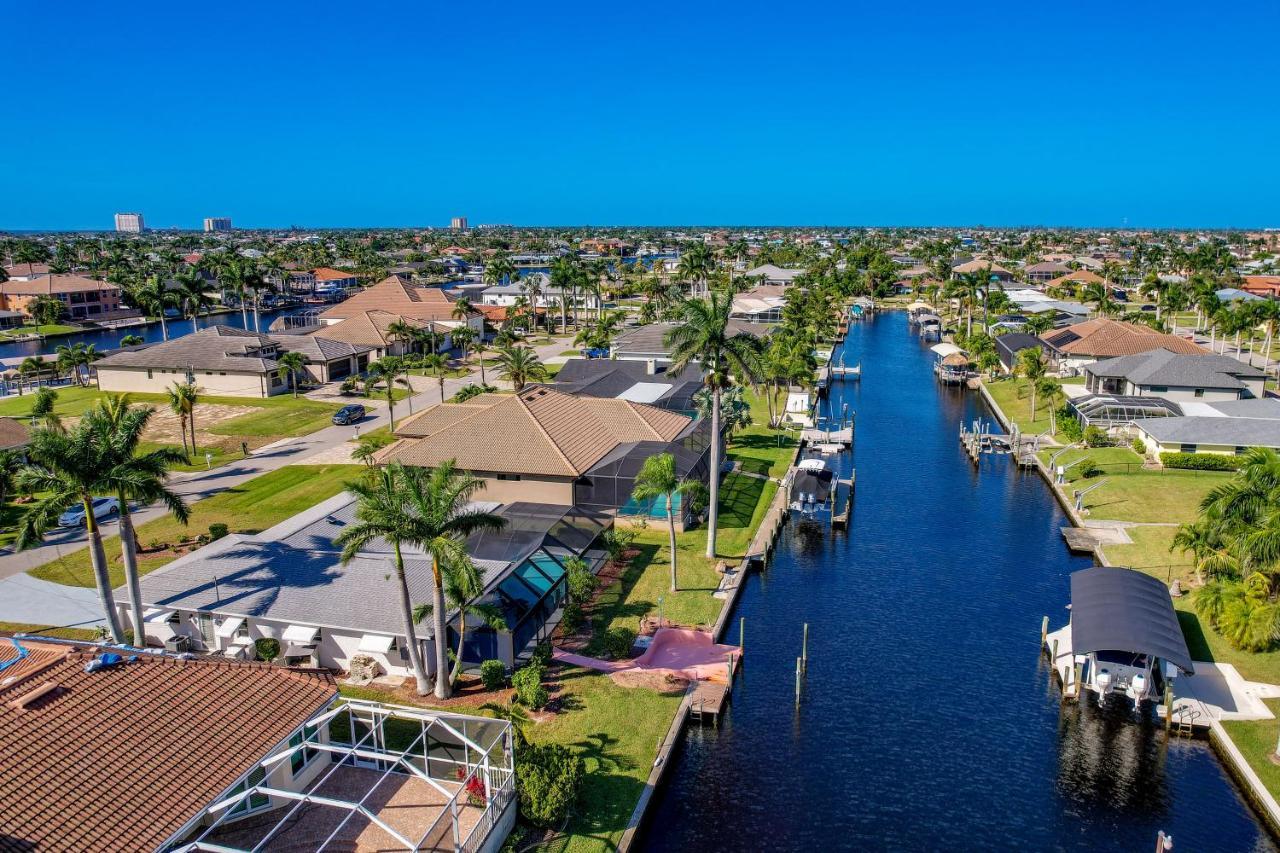 Waterfront Cape Coral Home With Private Pool! Экстерьер фото